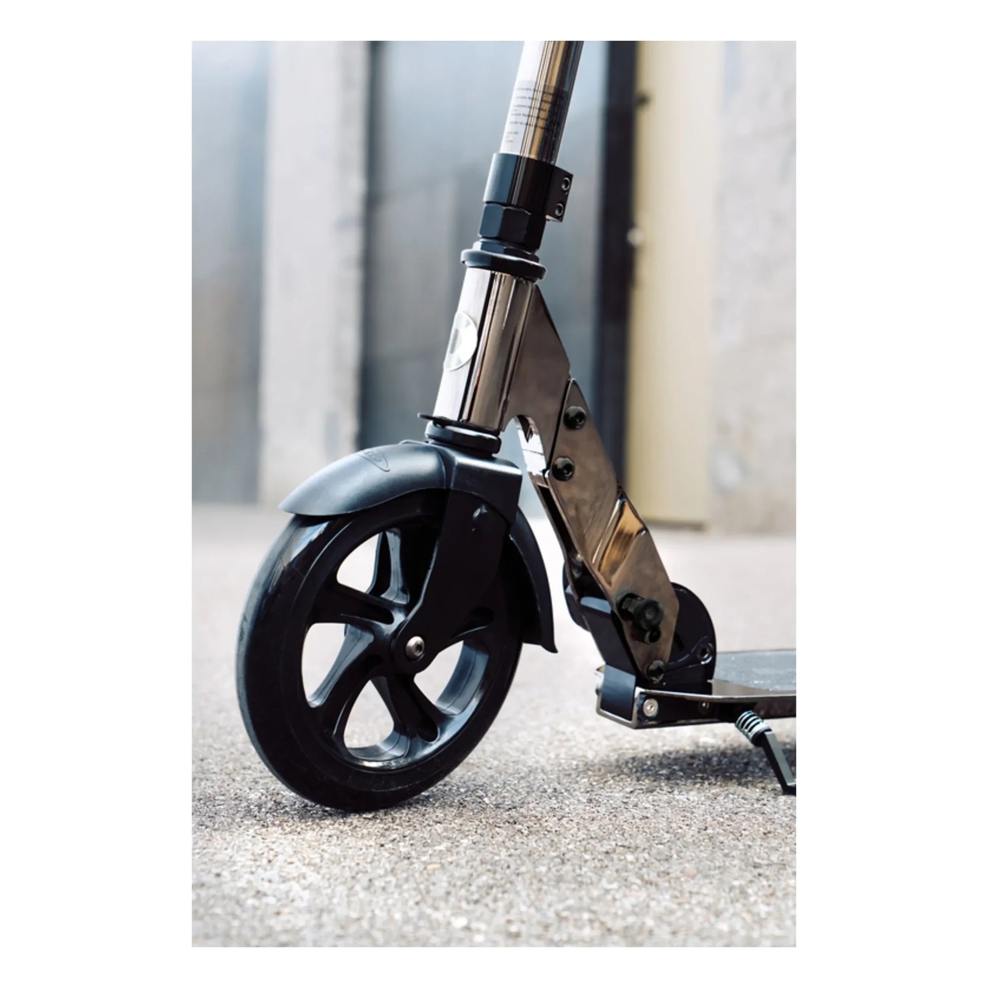 Micro - Classic Neochrome scooter | Black