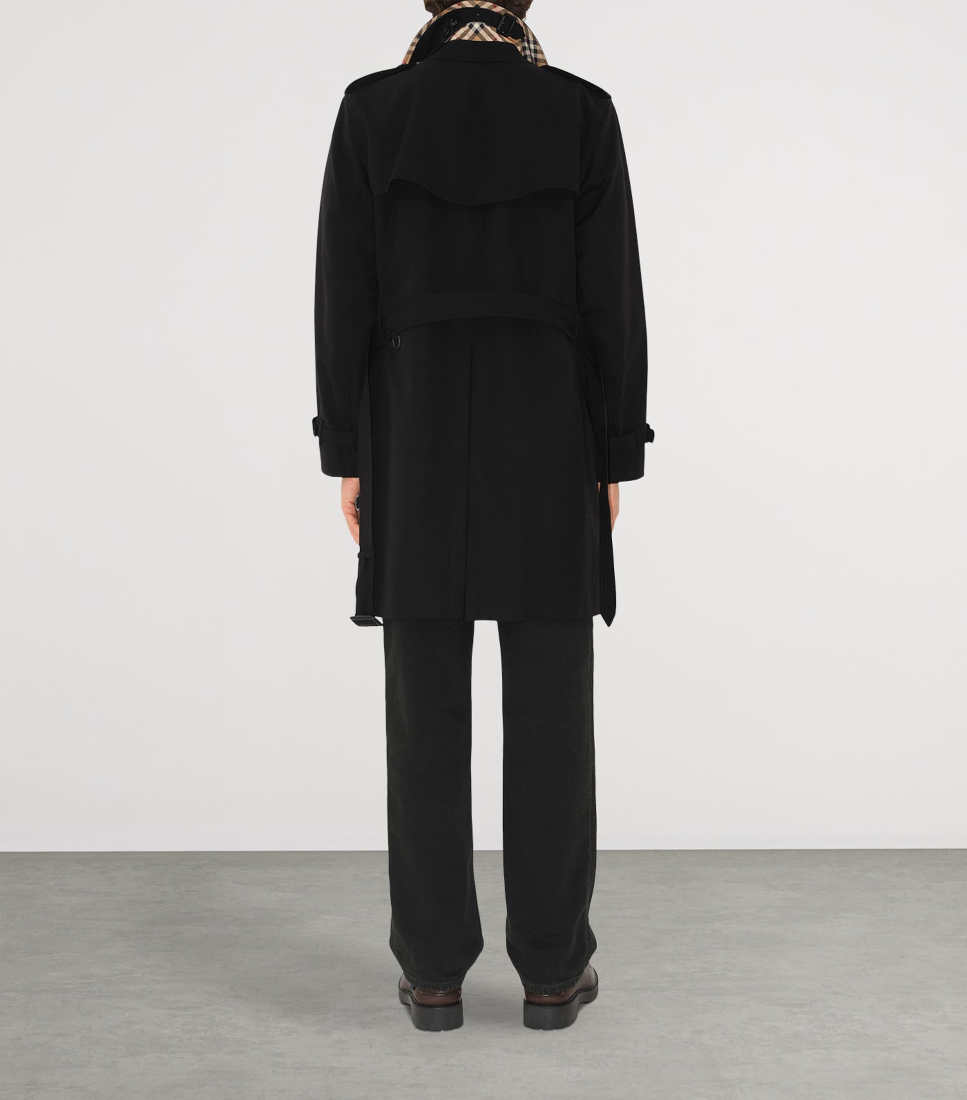 Burberry Black Mid-Length Kensington Heritage Trench Coat