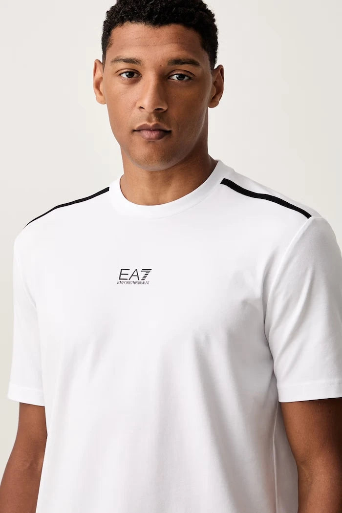 EA7 Emporio Armani pamuklu erkek tişört