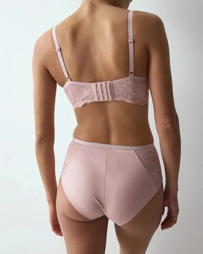 Triumph kadın bikini külotu
