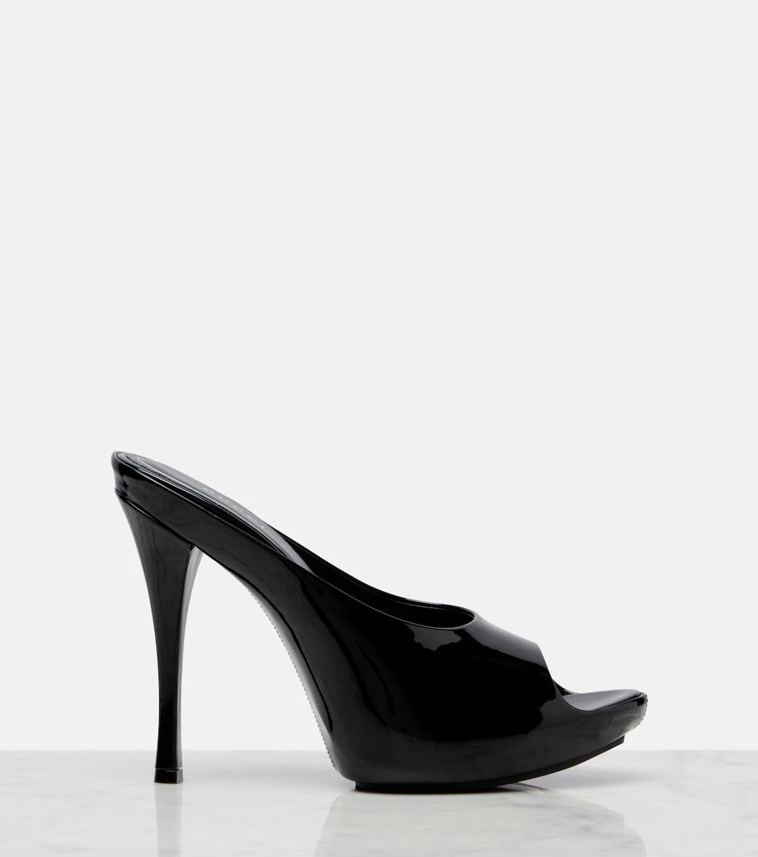 Gucci - Viv patent leather platform mules