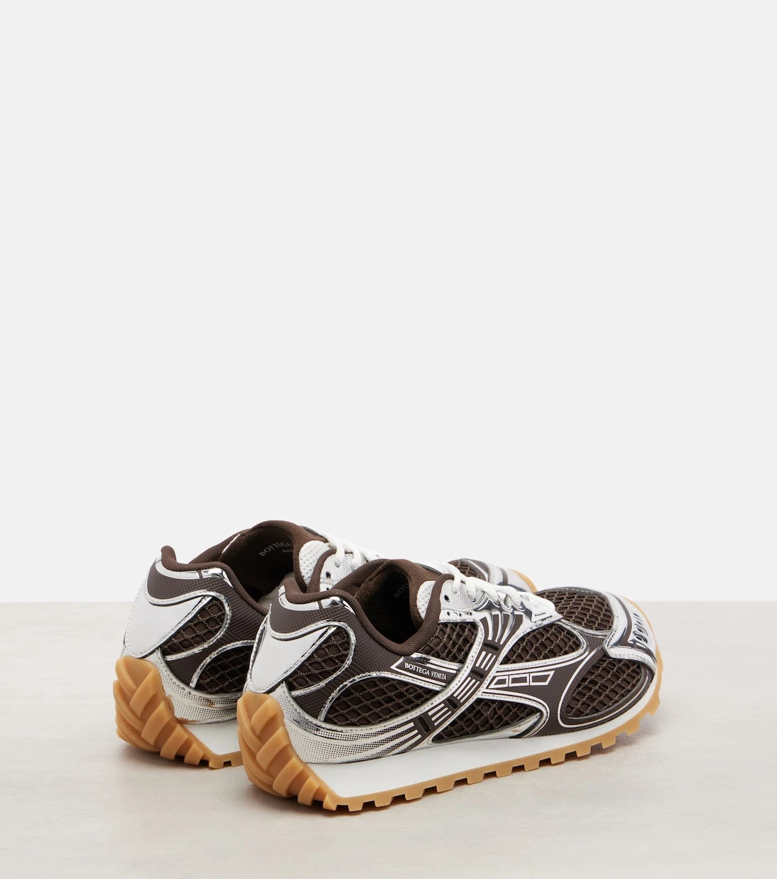 Bottega Veneta - حذاء رياضي Orbit مزين بالجلد