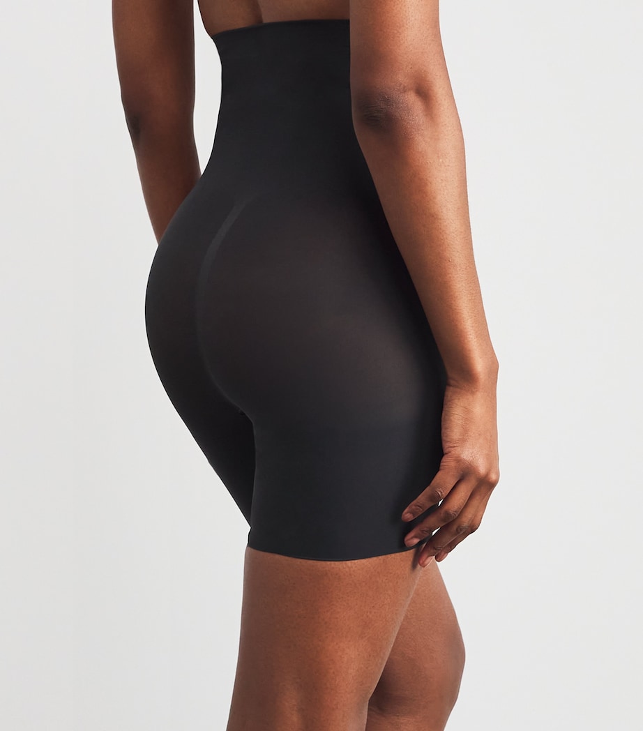 Skims Black Seamless Sculpt Mid-Thigh Shorts