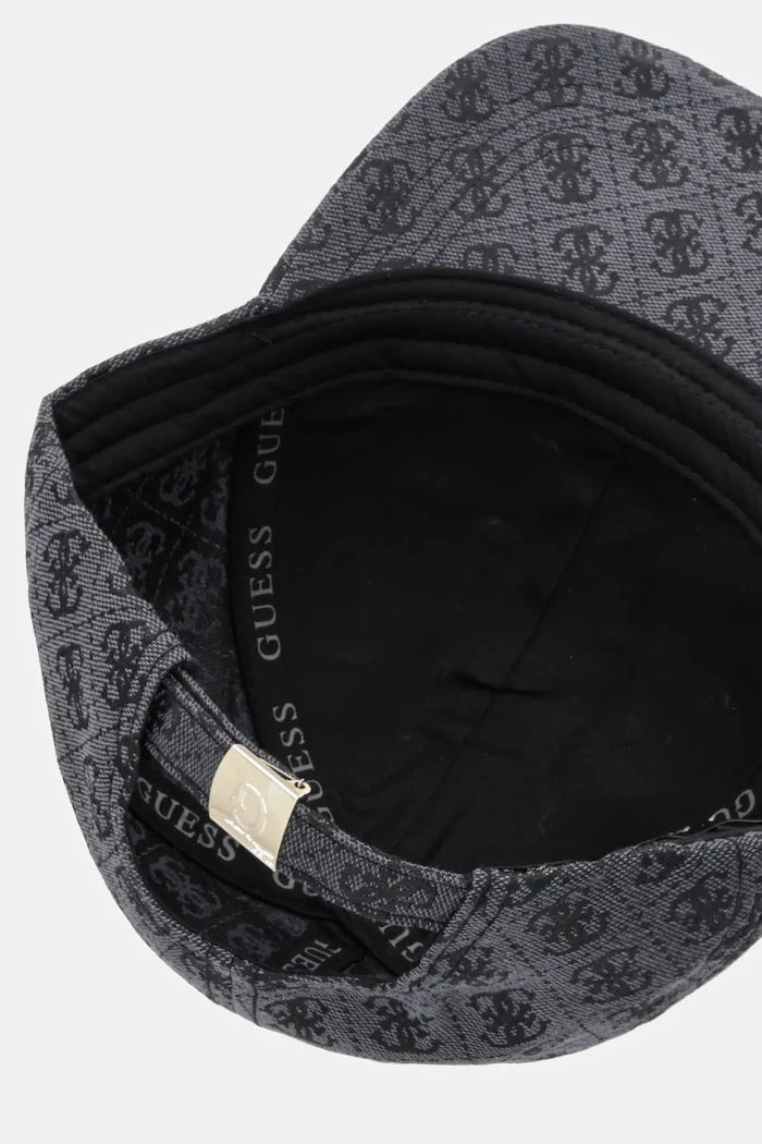 Шапка с козирка Guess KATYA