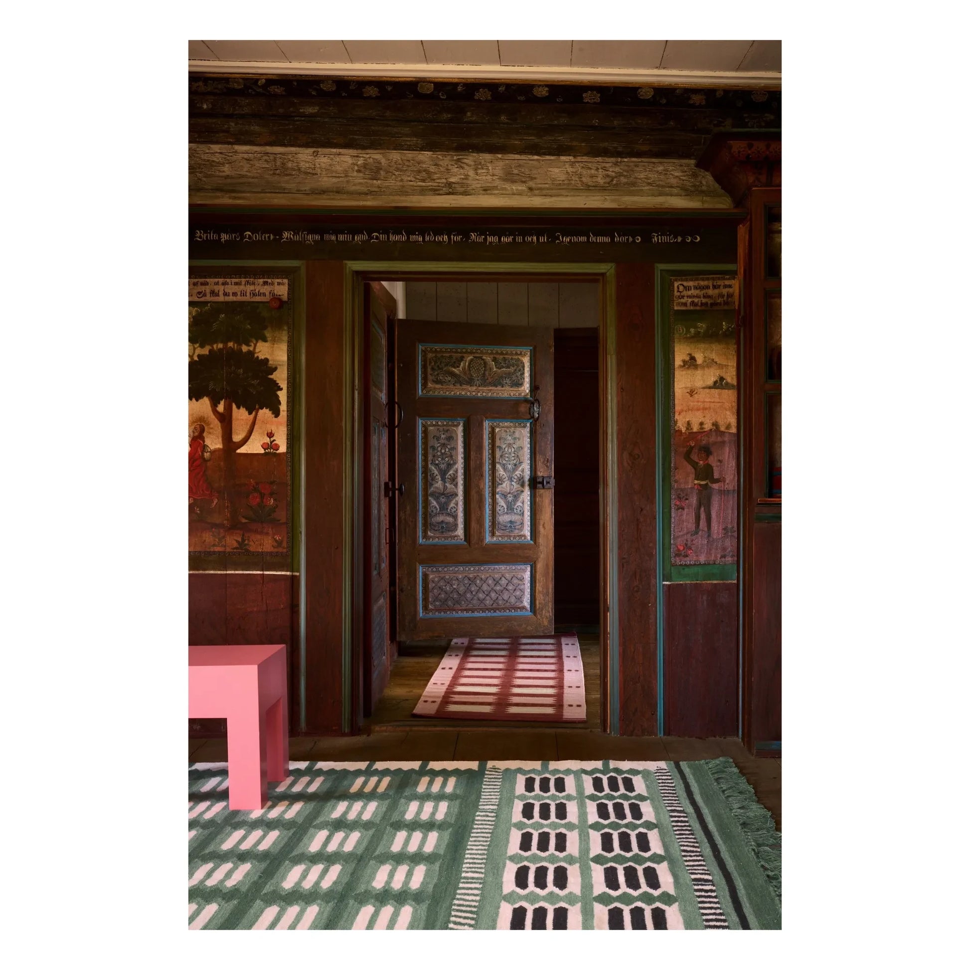 Layered - Röllakan Hilma wool rug | Green