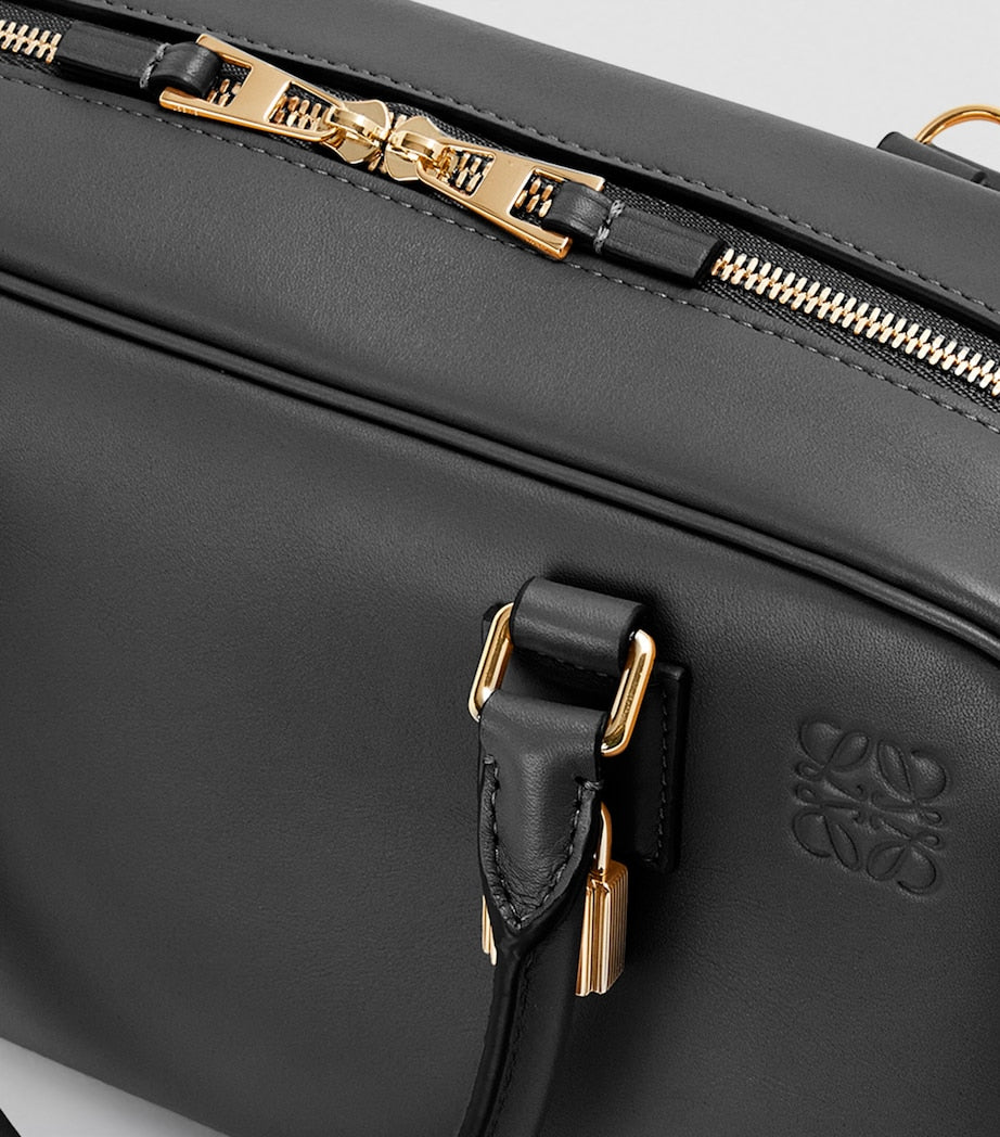 Leather Amazona 32 Top-Handle Bag