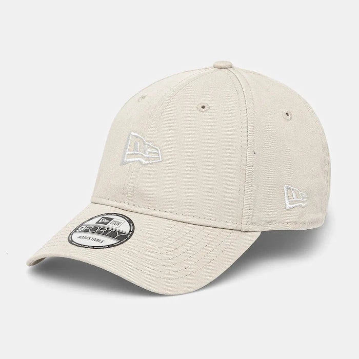 Памучна шапка с козирка New Era