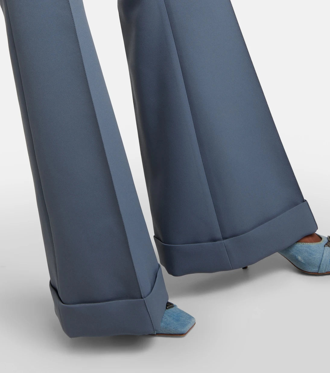 Acne Studios - بنطلون واسع الساقين بخصر منخفض