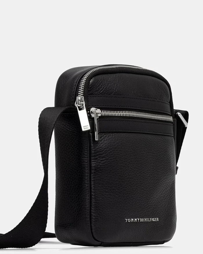 Tommy Hilfiger erkek deri omuz çantası