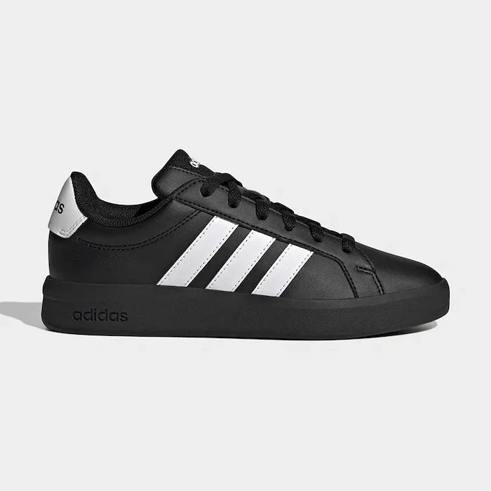 Детски маратонки adidas GRAND COURT 3.0