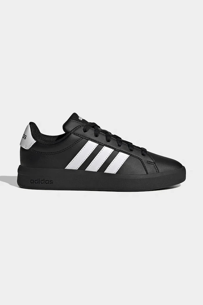 Детски маратонки adidas GRAND COURT 3.0