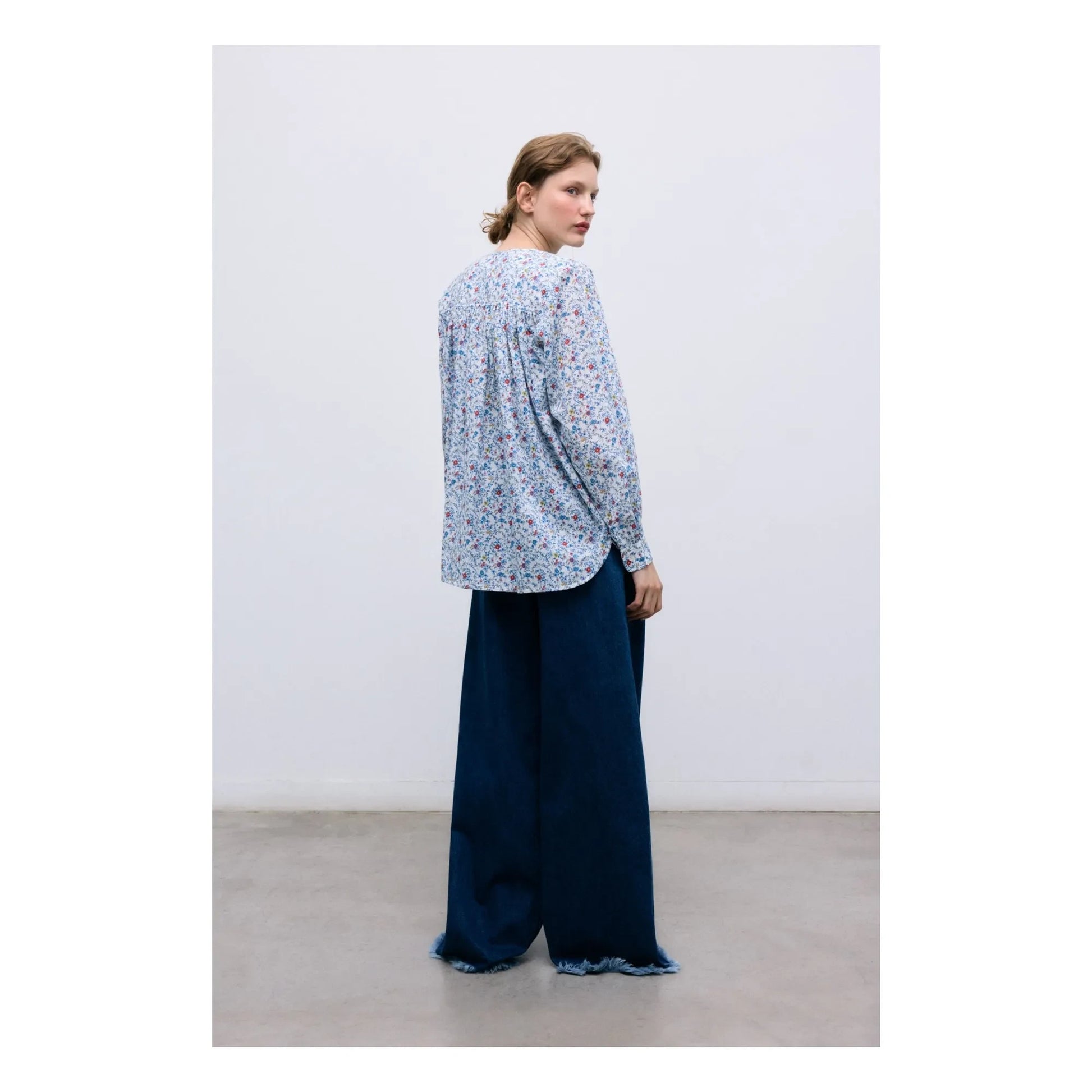 the new society - Cloe Cotton blouse | Blue