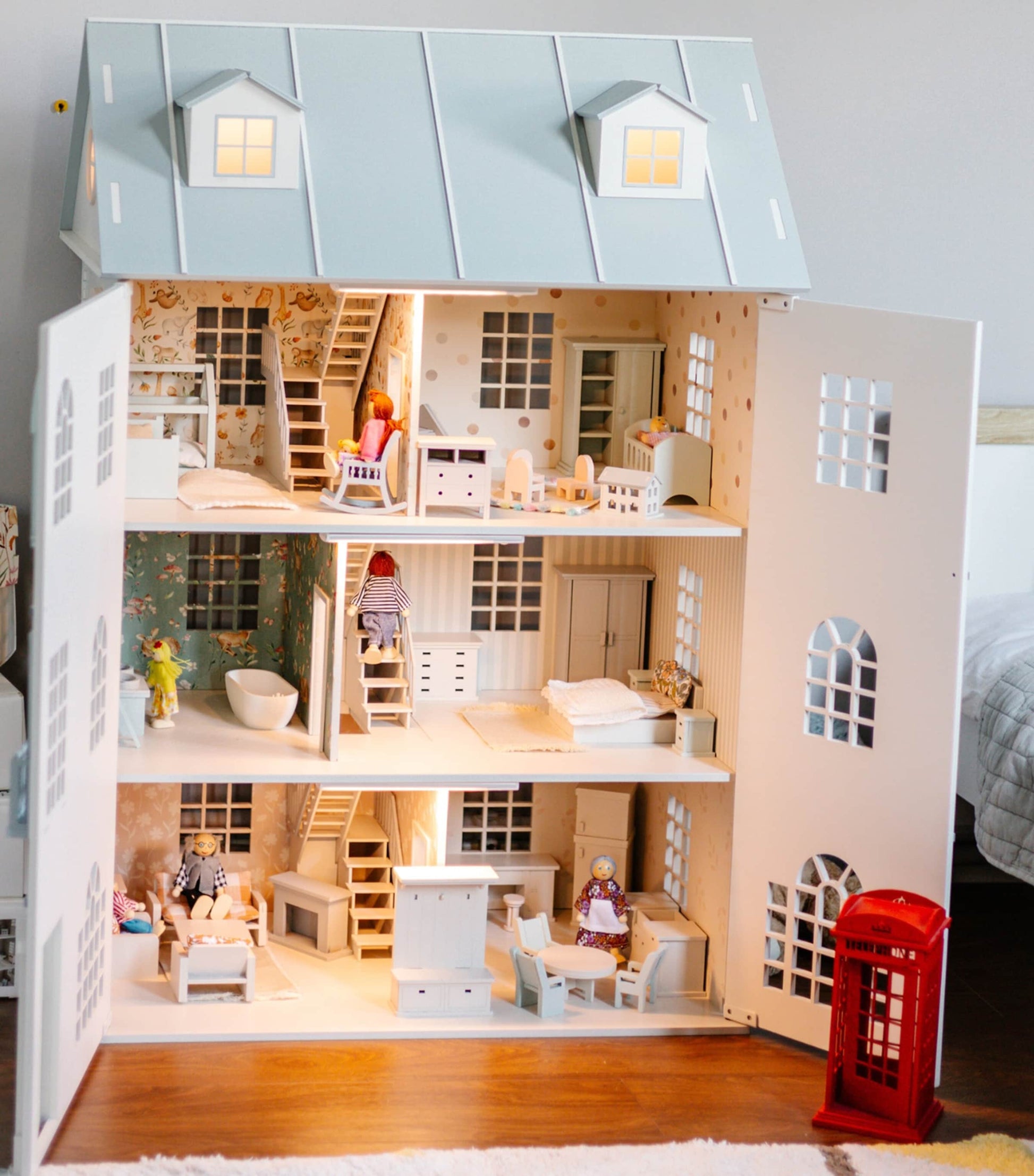 Little Forest Animals House of London Dollhouse (102cm)