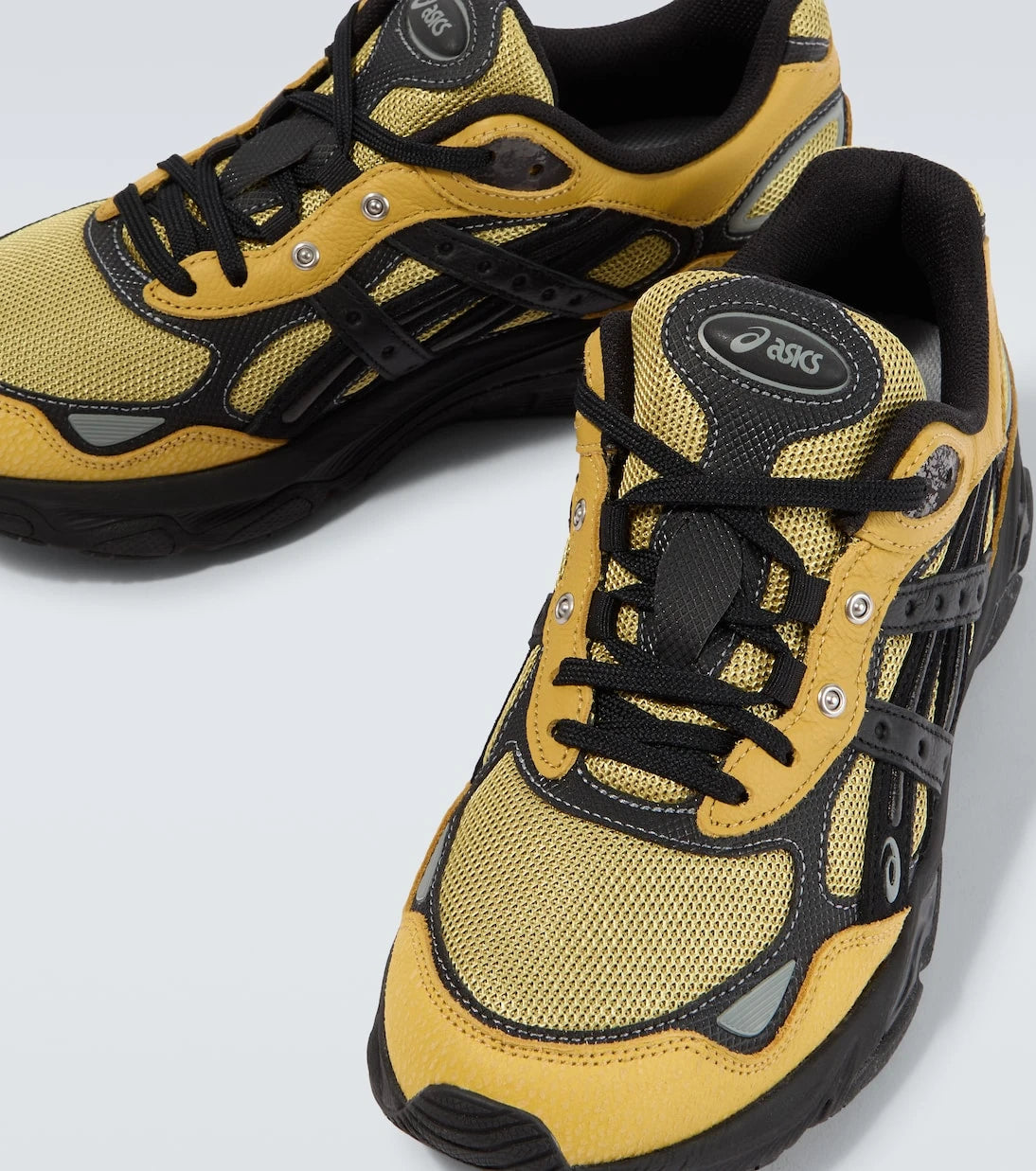 Asics - أحذية سنيكرز Gel-NYC 2.0 مزينة بالجلد