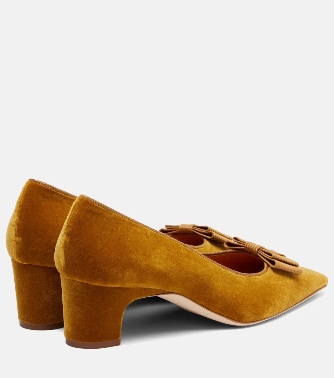 Manolo Blahnik - Reador 50 velvet pumps