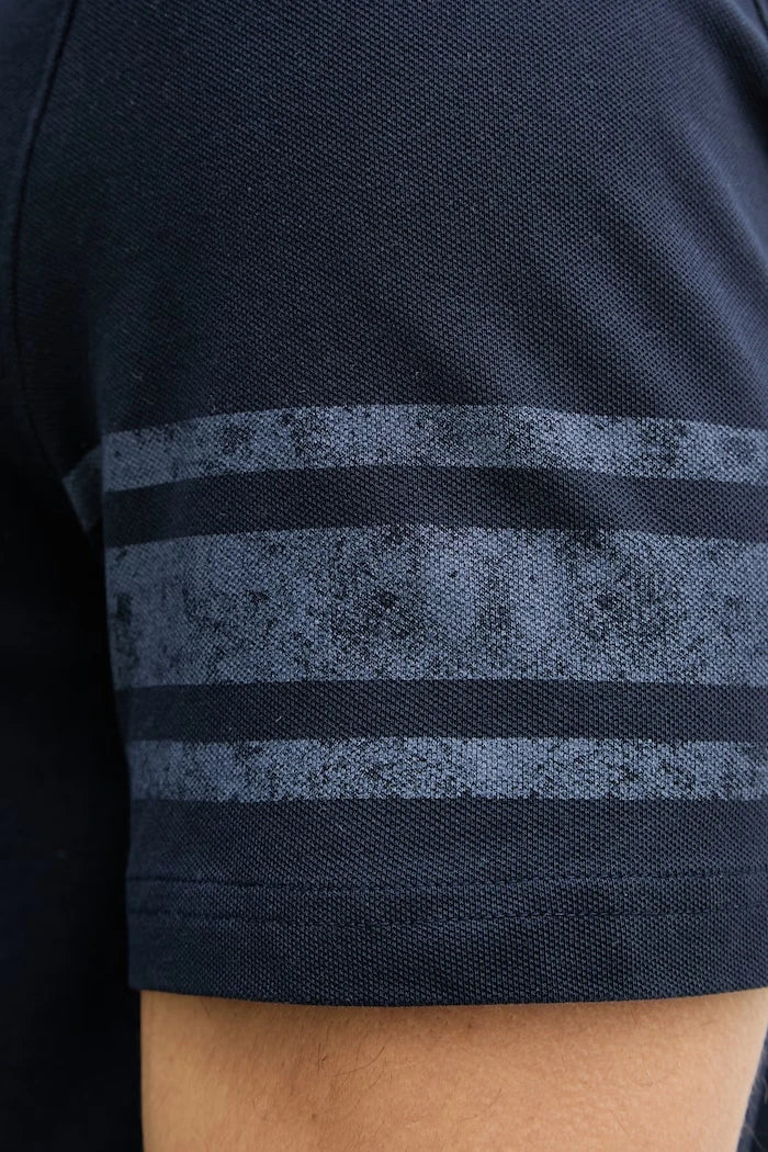Guess yakalı erkek tişört