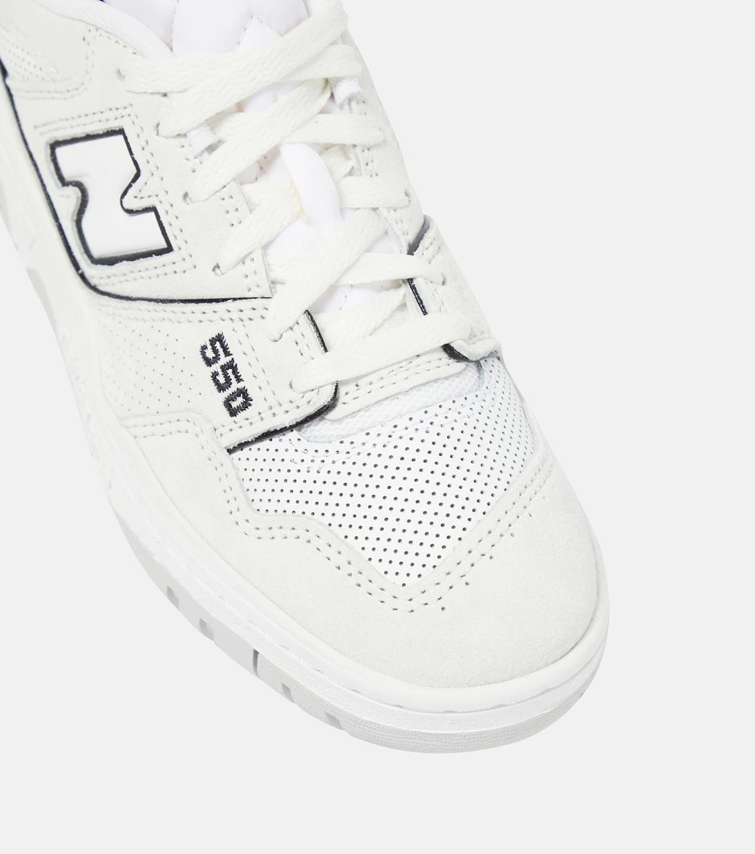 New Balance - حذاء سنيكرز 550 جلدي