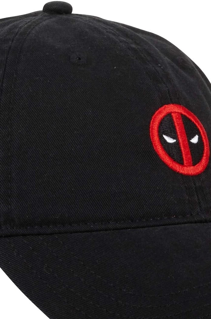 Памучна шапка с козирка Capslab x Marvel