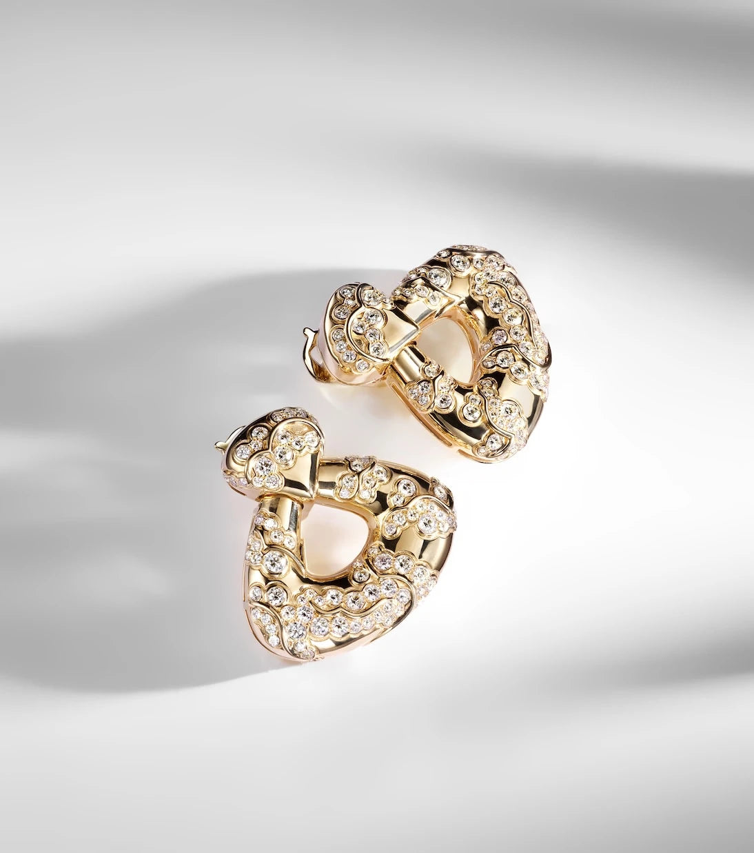 Marina B - Annec 18kt gold earrings with diamonds