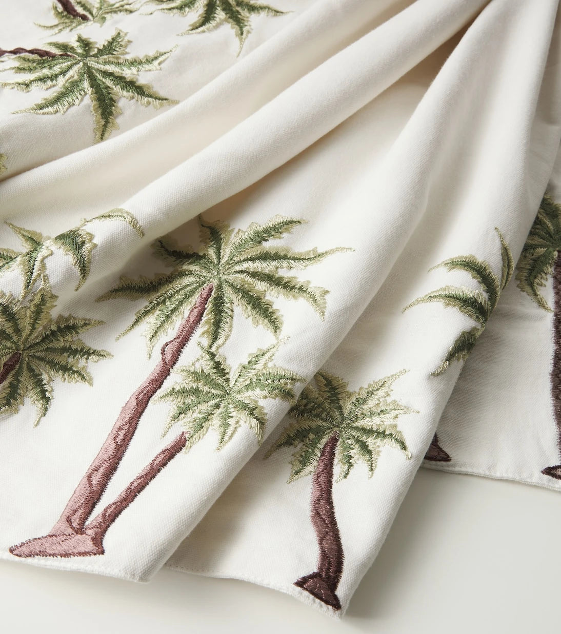 Les-Ottomans - Embroidered cotton tablecloth