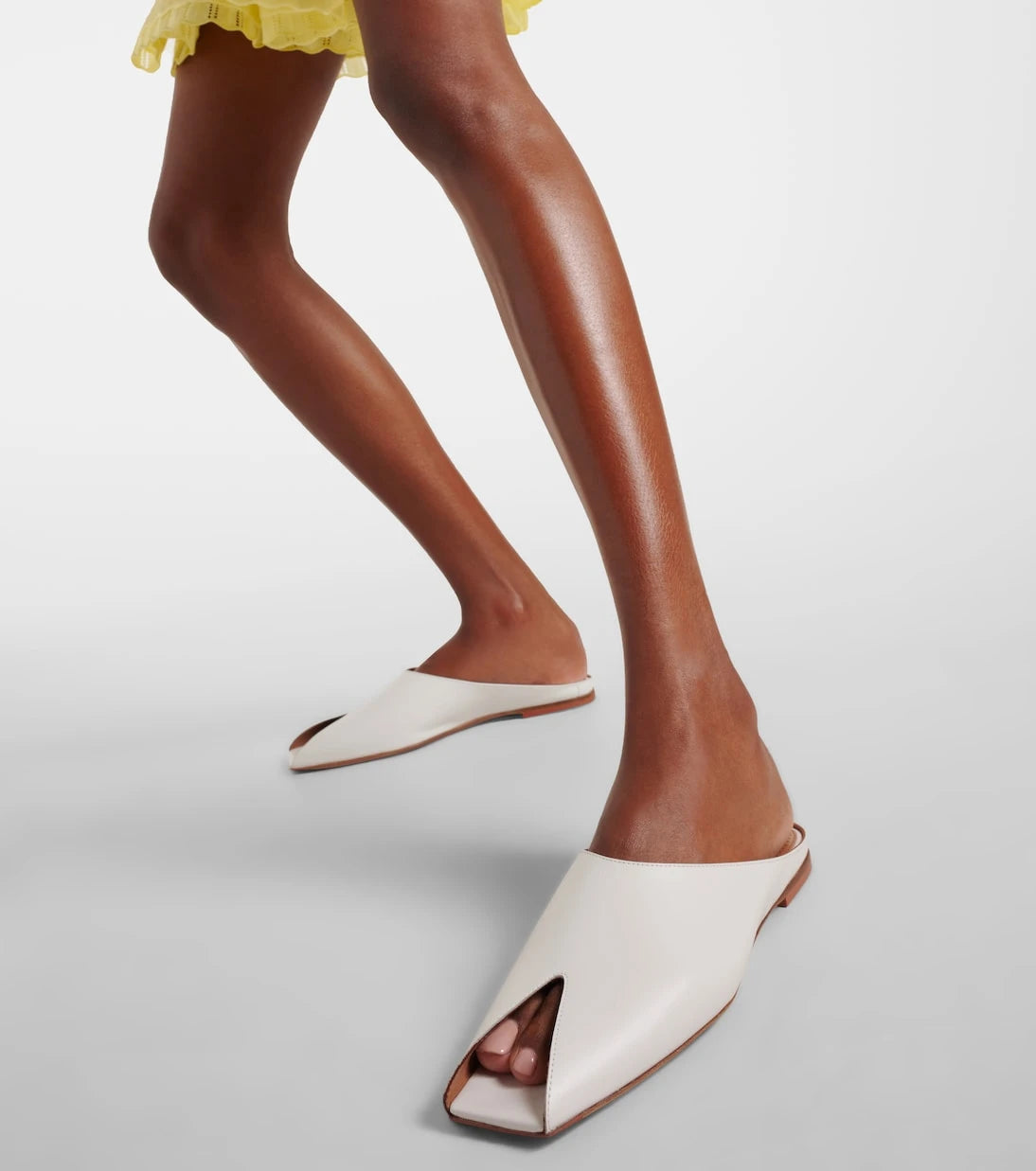 Alaïa - Leather peep-toe mules