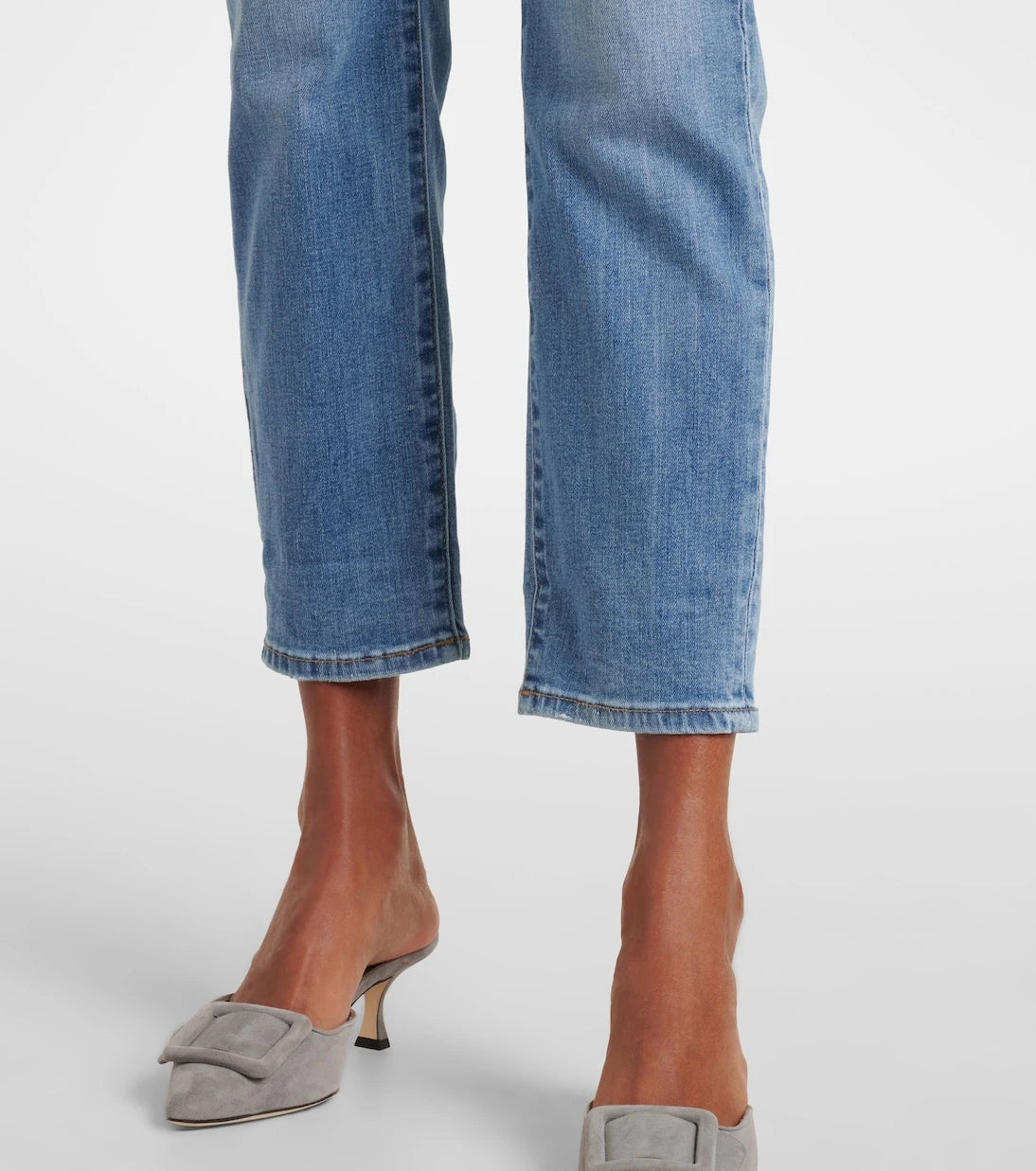 7 For All Mankind - جينز بقصة ضيقة وخصر متوسط الارتفاع