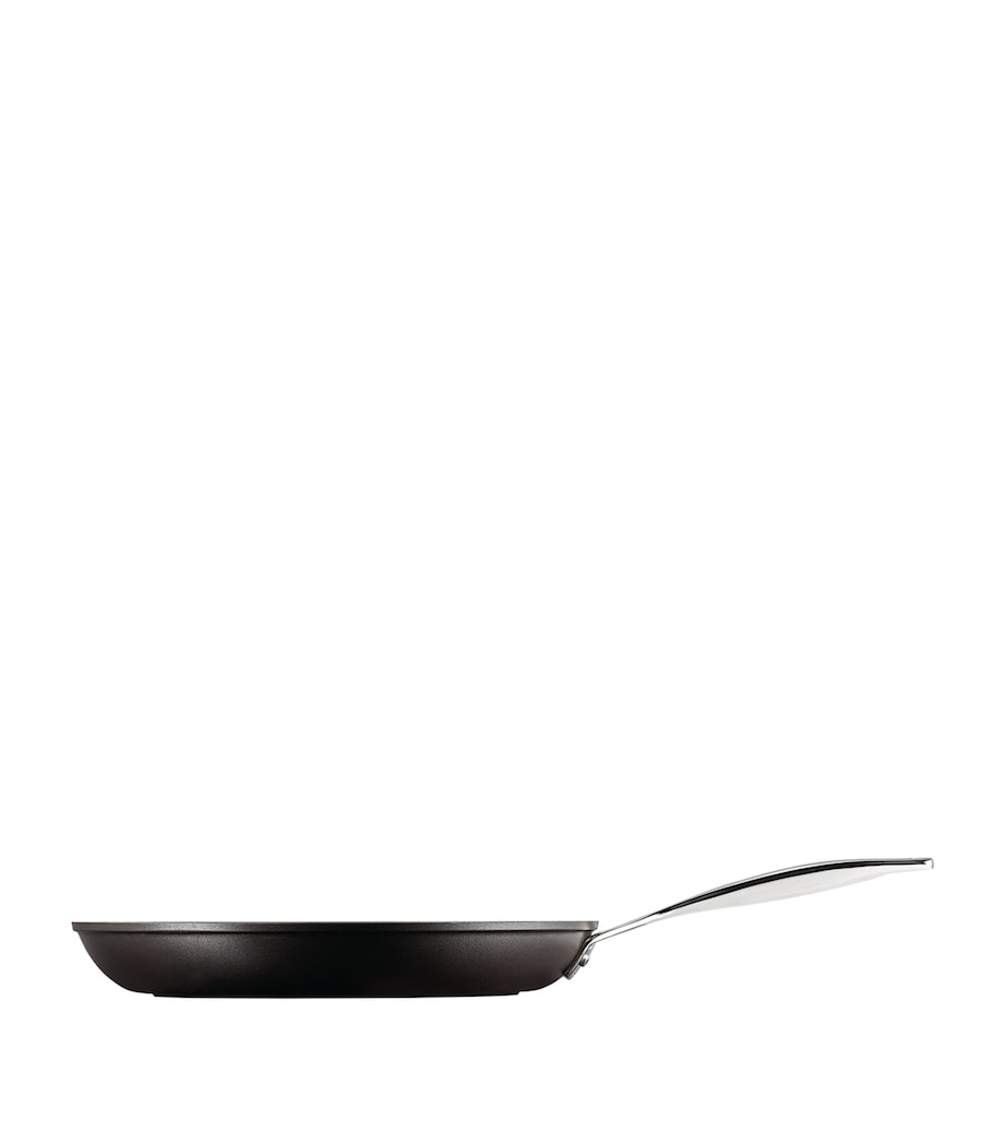 Le Creuset Toughened Non-Stick Shallow Frying Pan (31cm)