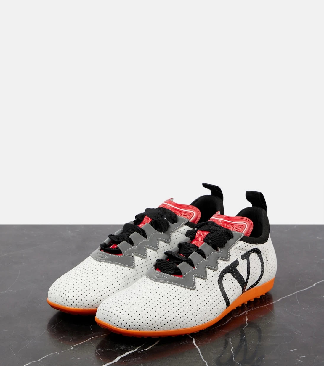 Valentino Garavani - Chromathon leather sneakers