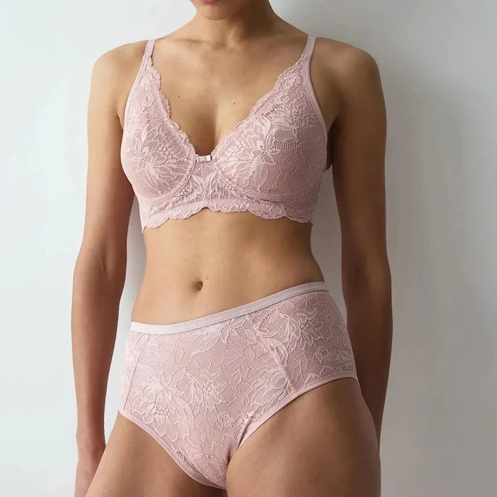 Triumph kadın bikini külotu