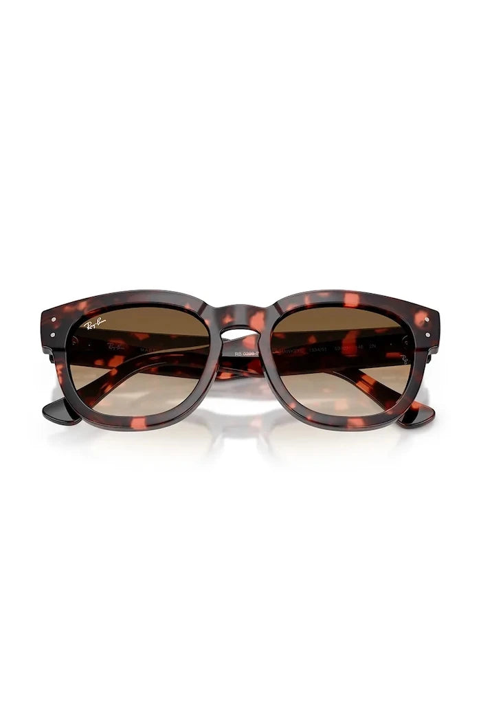 Ray-Ban güneş gözlüğü