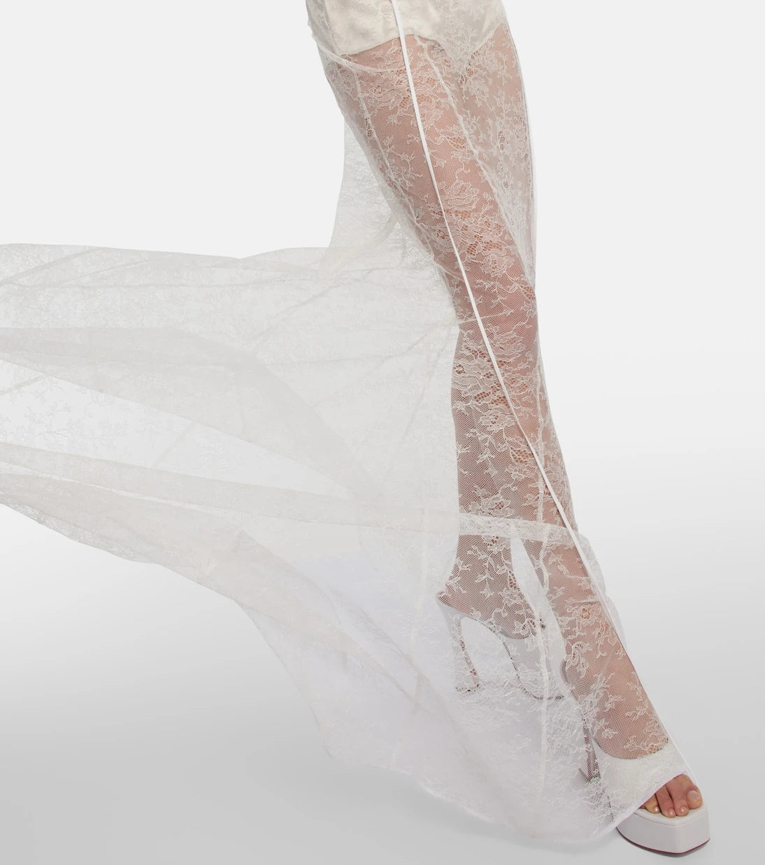 Nensi Dojaka - Bridal halterneck lace gown