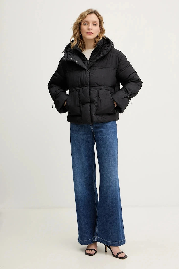Яке Guess NEW DAISY