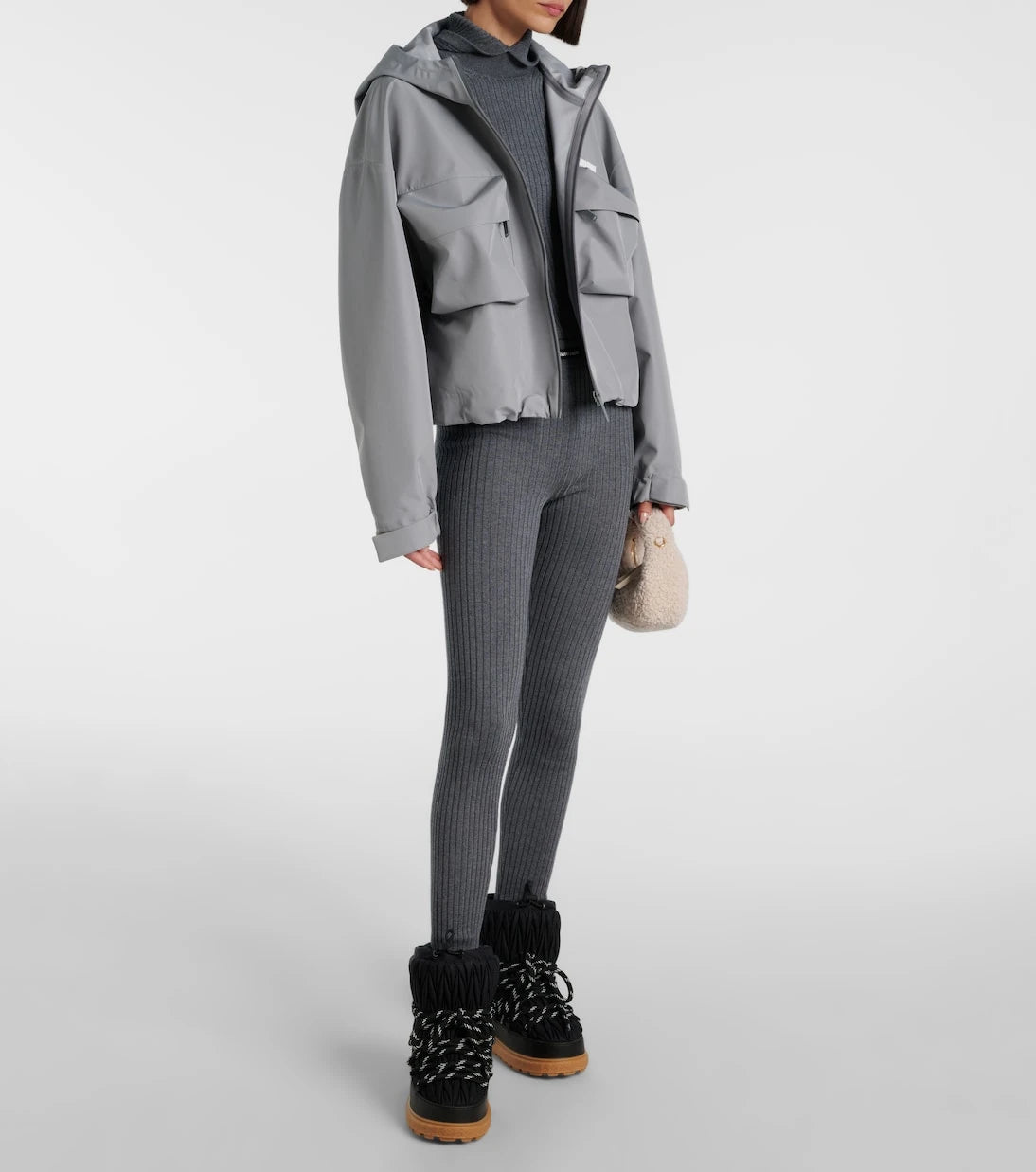 Miu Miu - Logo matelassé snow boots