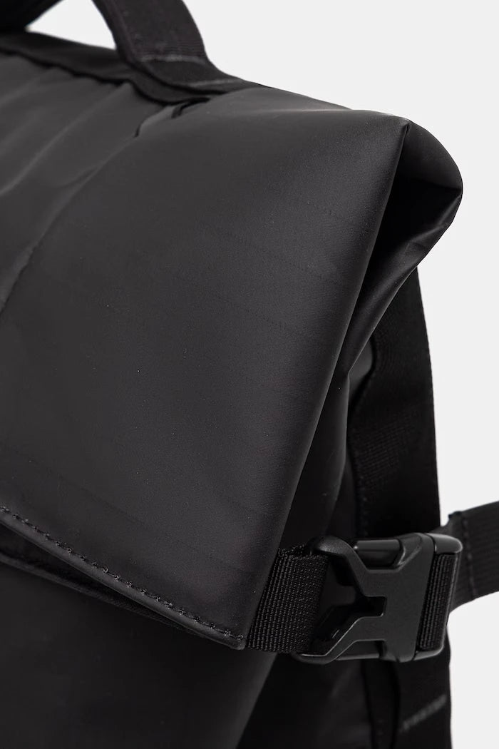The North Face градска раница Base Camp Voyager Rolltop