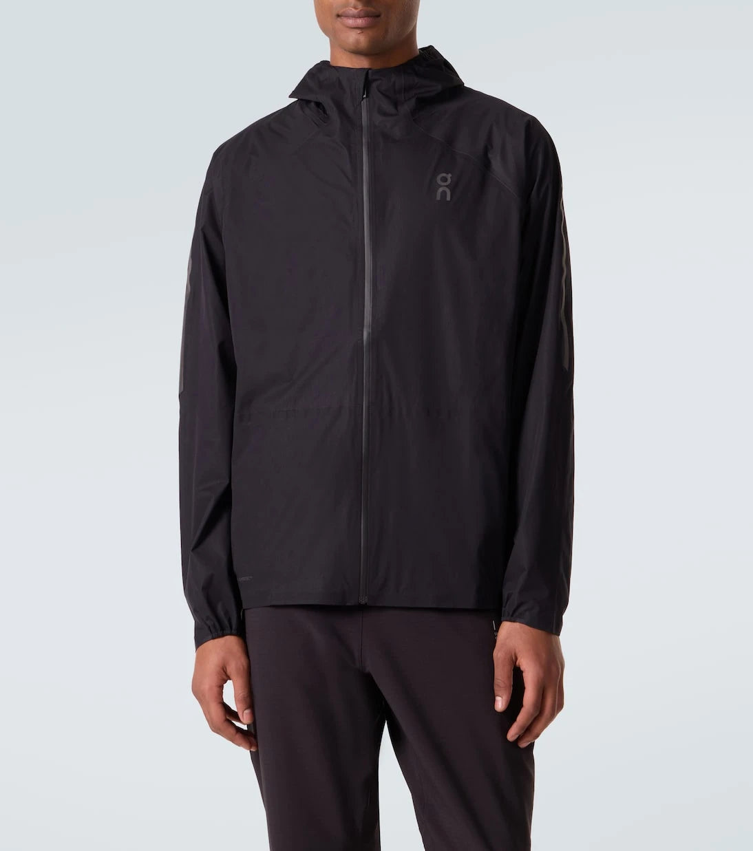 On - Performance hooded jacket