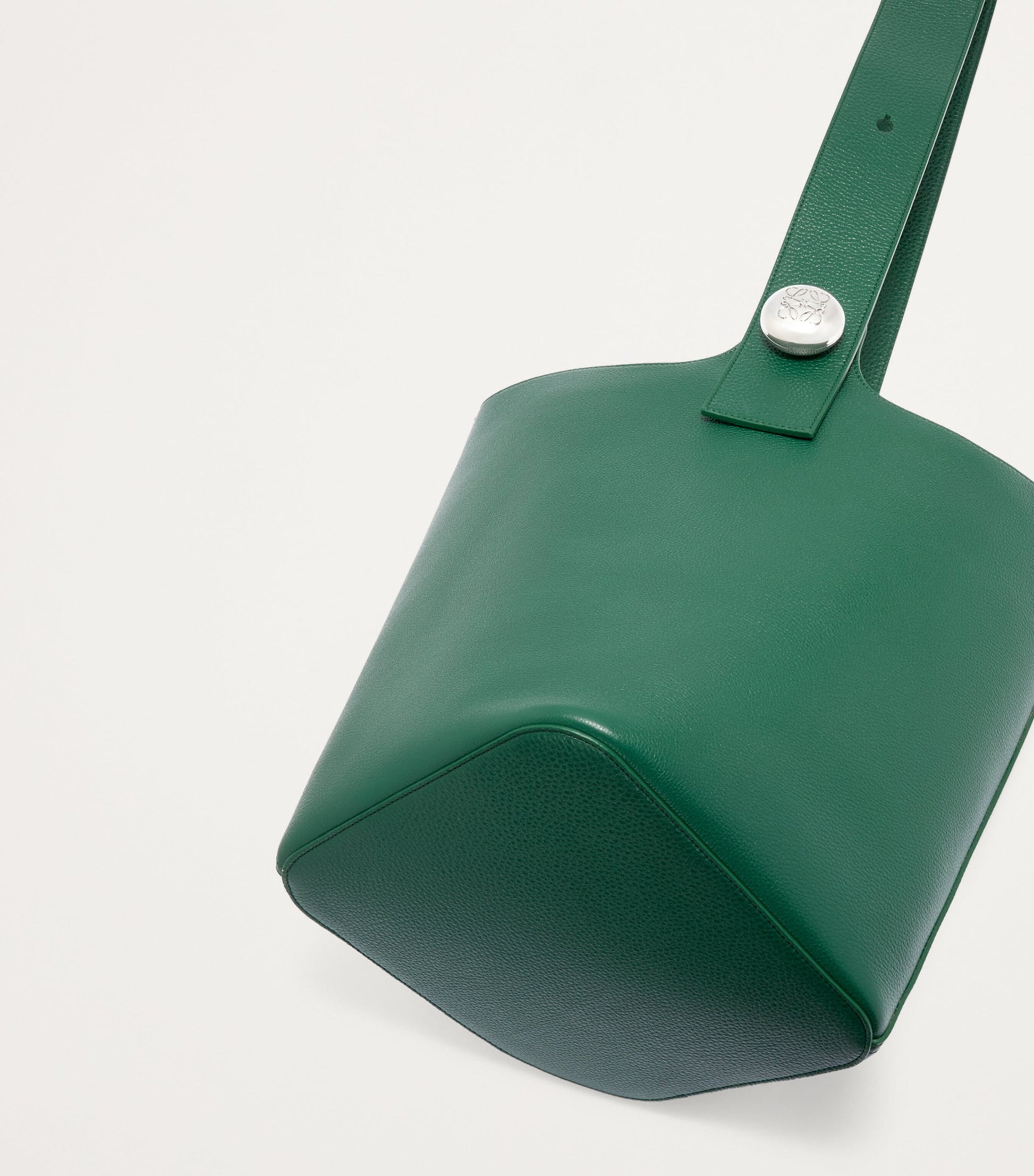 LOEWE Large Leather Pebble Bucket Bag