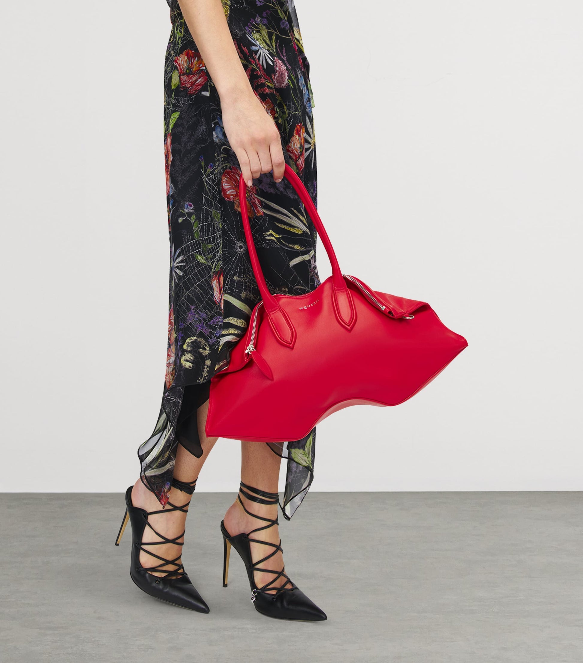 Leather Manta Shoulder Bag