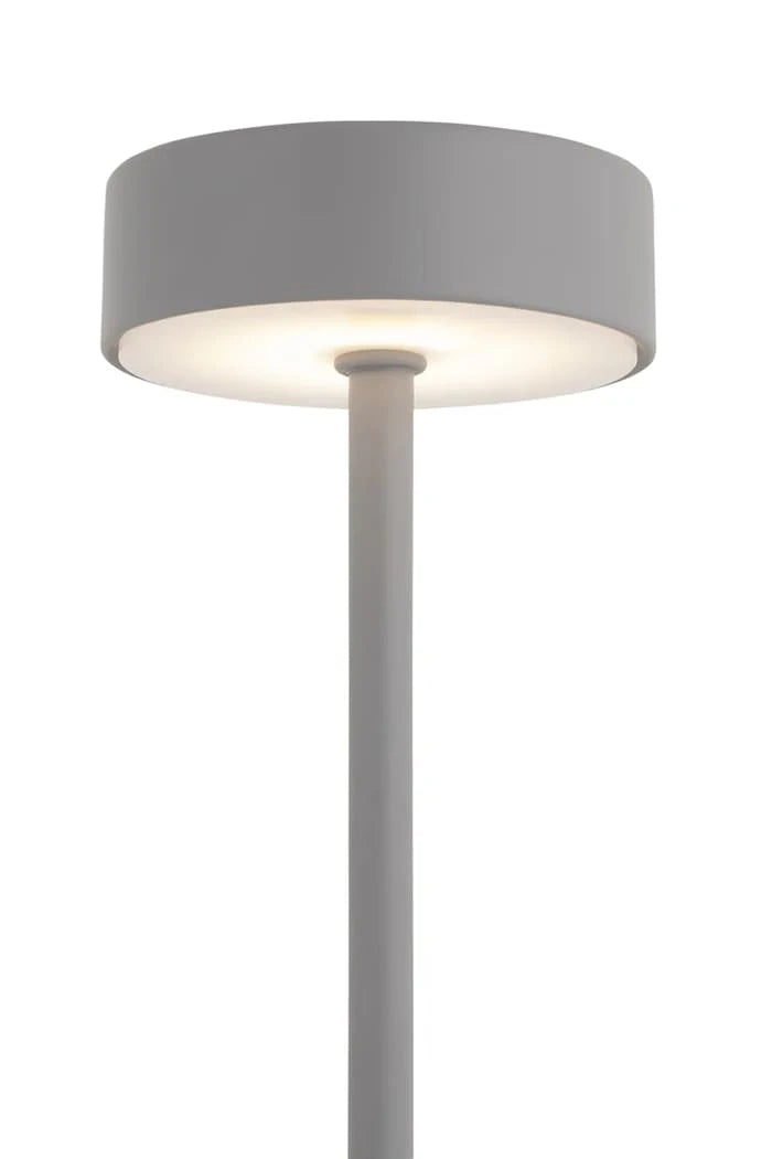 Leitmotiv Ganar Kablosuz LED Masa Lambası 8 x 8 x 37.5 cm