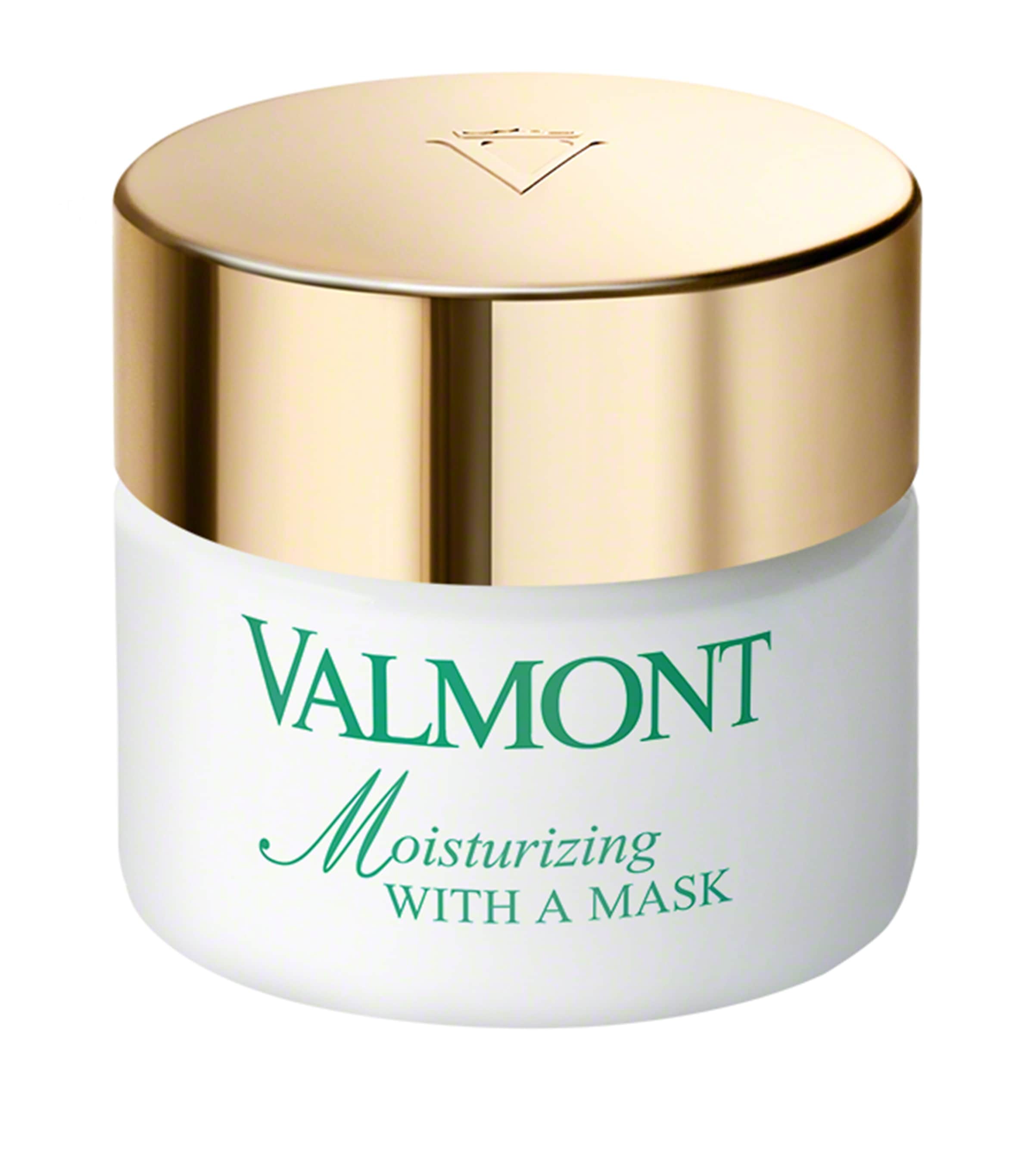 Moisturizing With A Mask