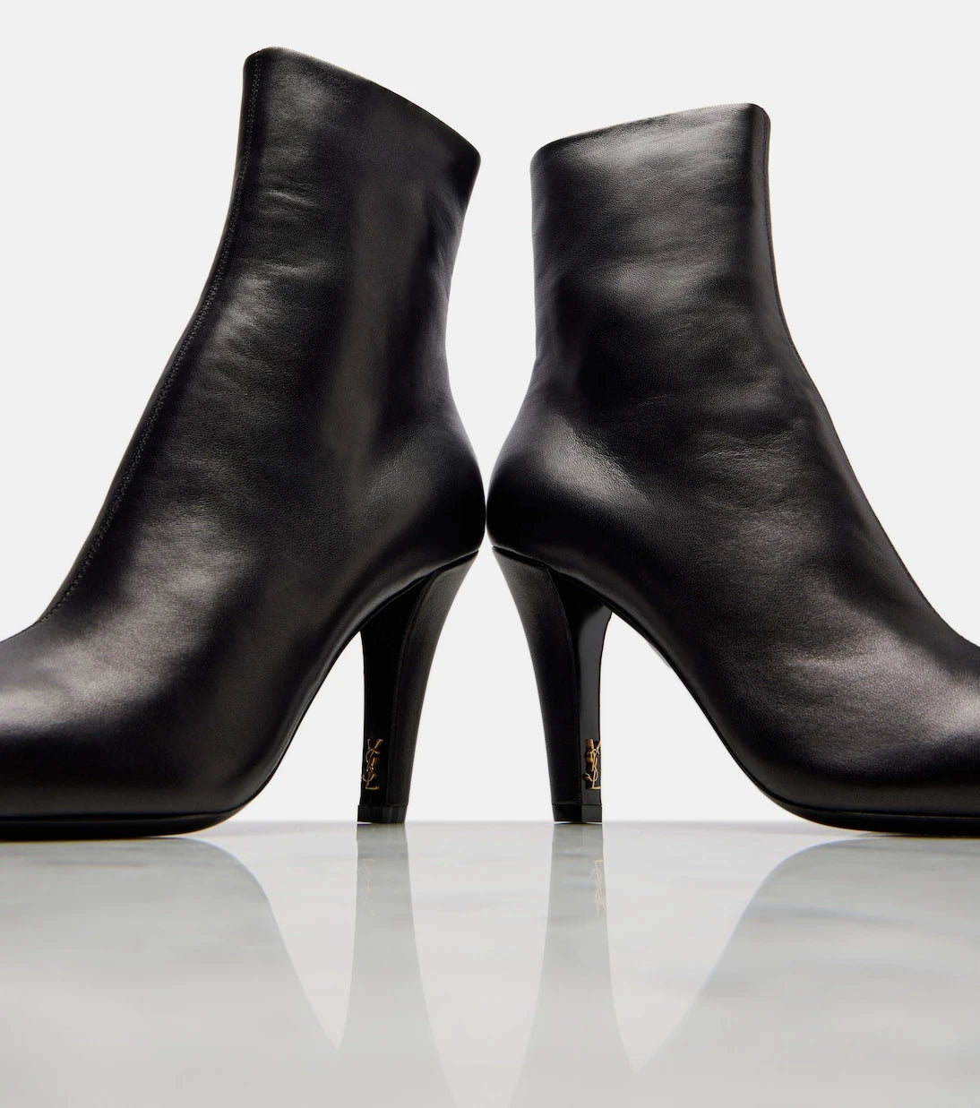 Saint Laurent - Jill 95 leather ankle boots