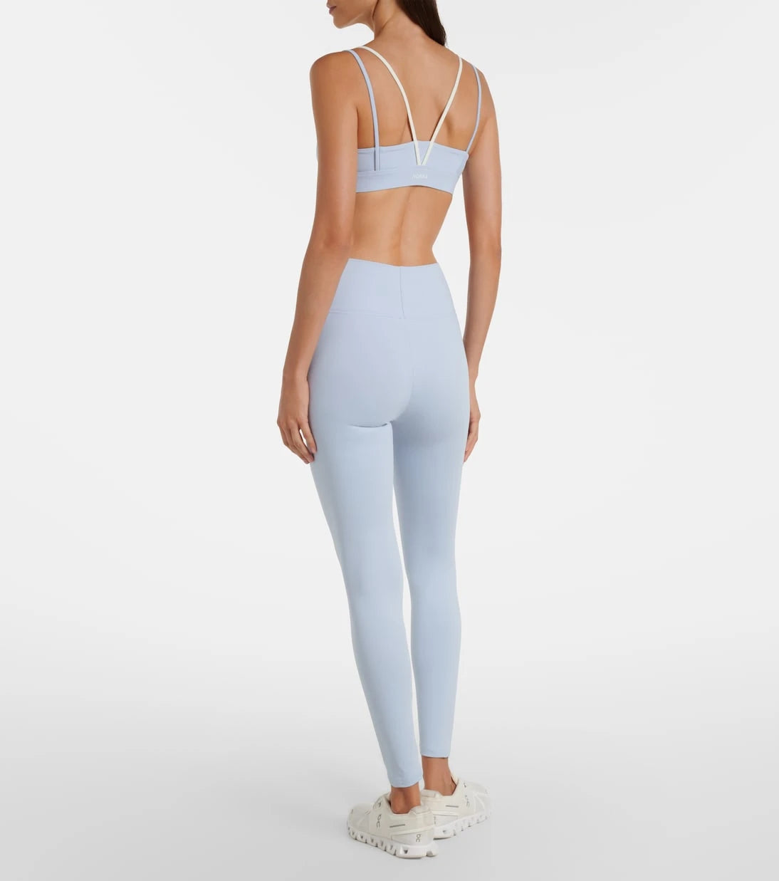 Norba - Strappy sports bra