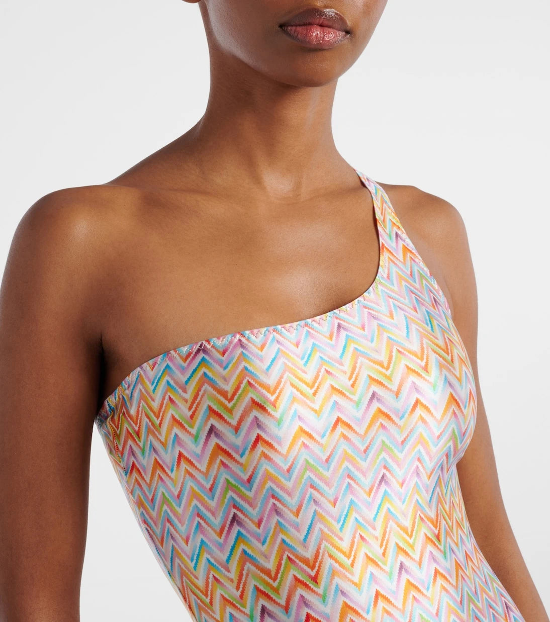 Missoni - مايوه بنقشة الشفرون