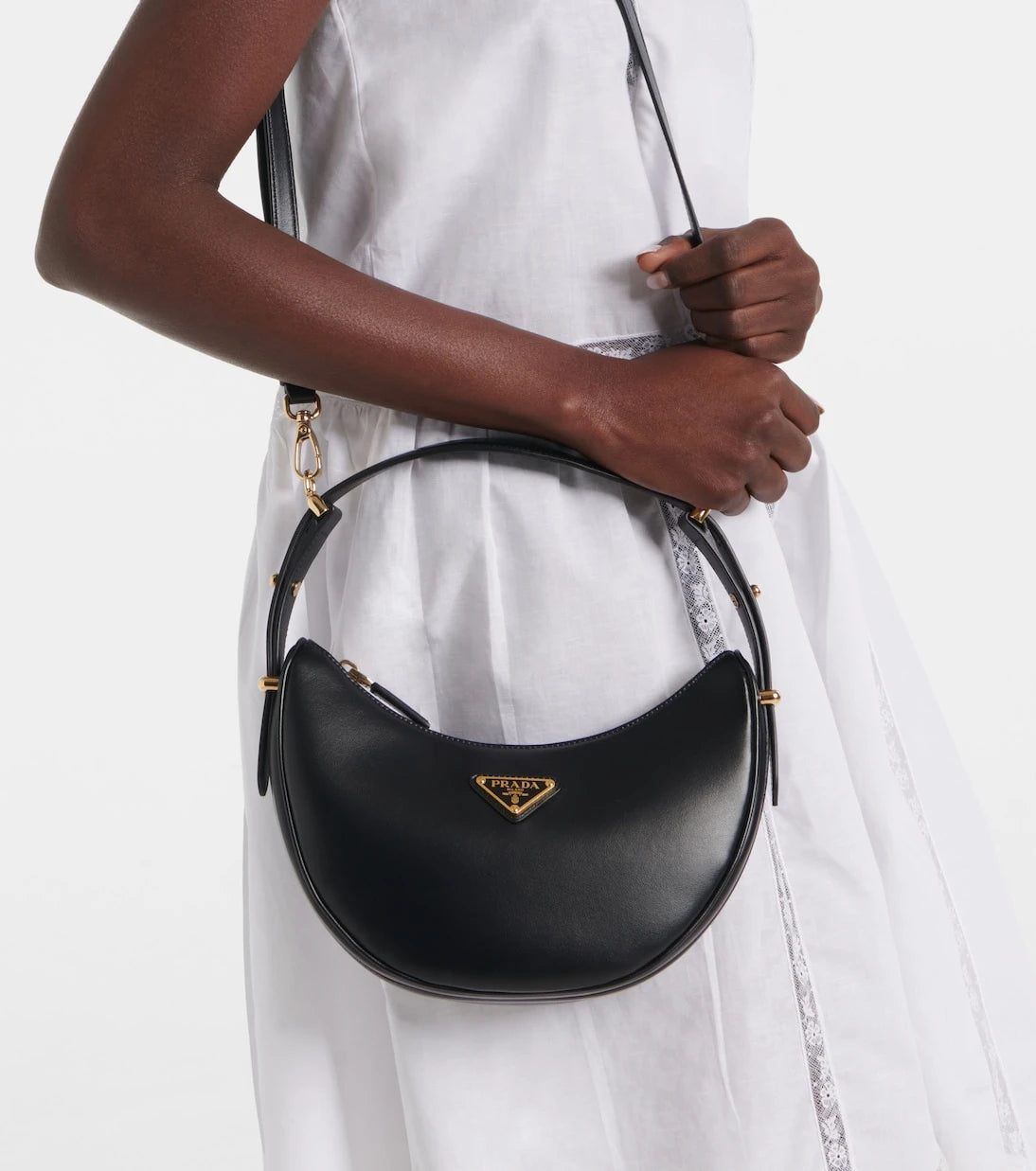 Prada - حقيبة كتف Arqué الجلدية