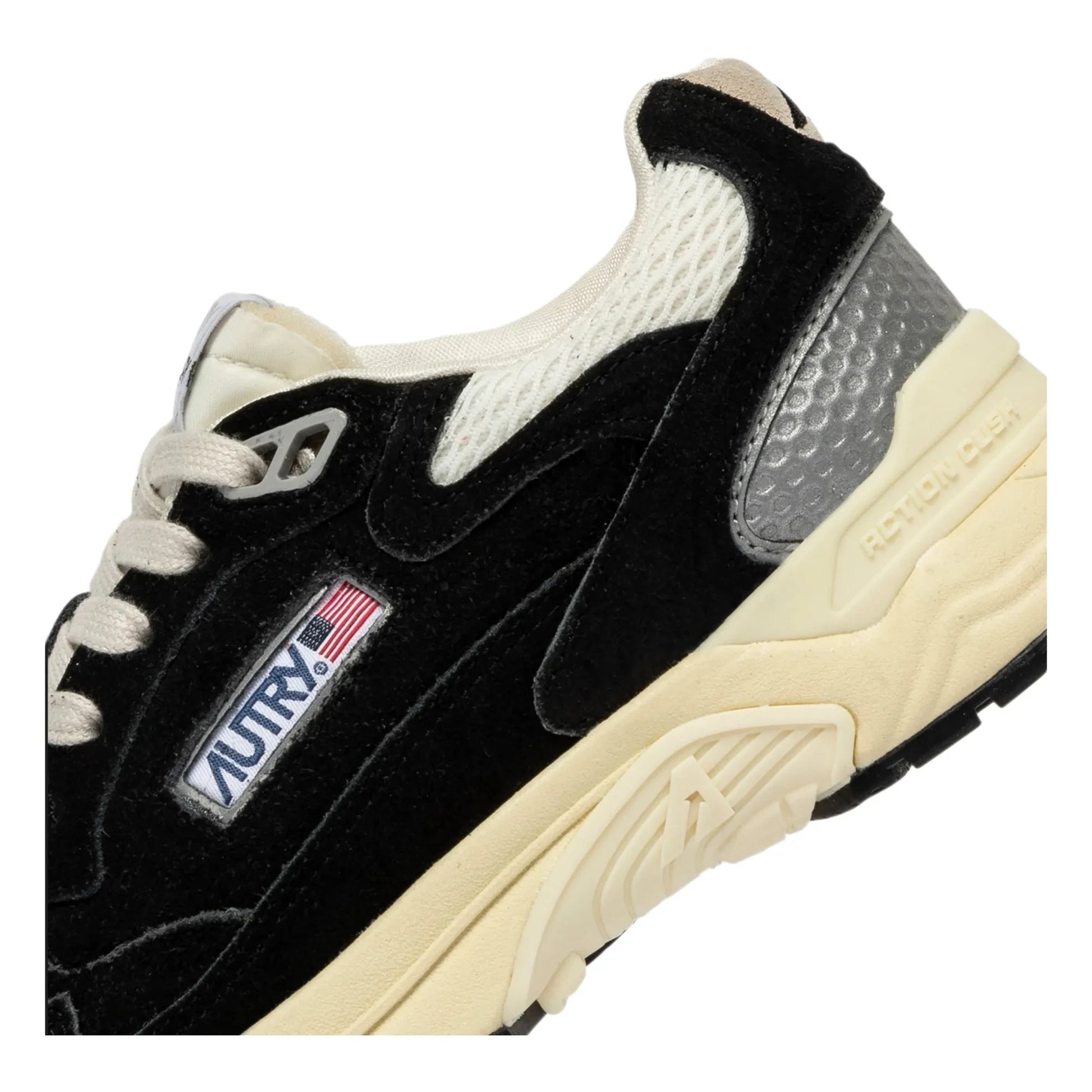 Autry - Hyperway Low Suede Sneakers | Black