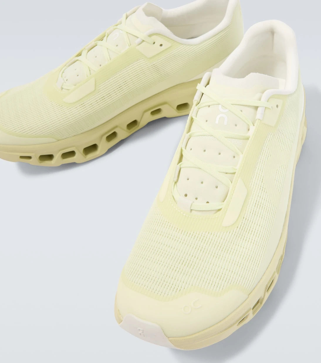 On - Cloudmonster Void running shoes
