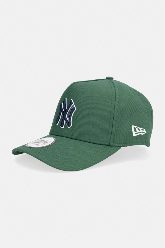 Шапка с козирка New Era OUTLINE SCRIPT E-FRAME