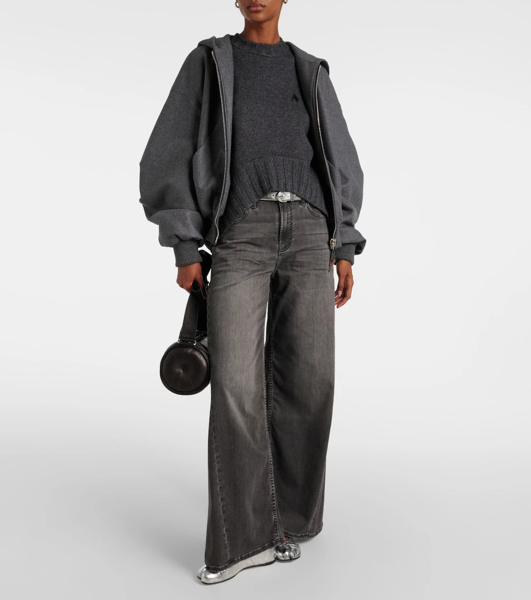 AG Jeans - جينز بقصة أرجل واسعة وخصر متوسط الارتفاع