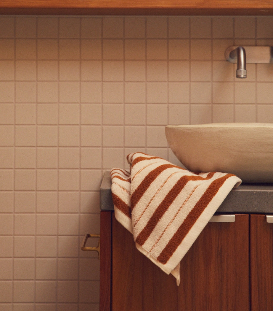 BAINA Organic Cotton San Luis Hand Towel (40cm x 70cm)