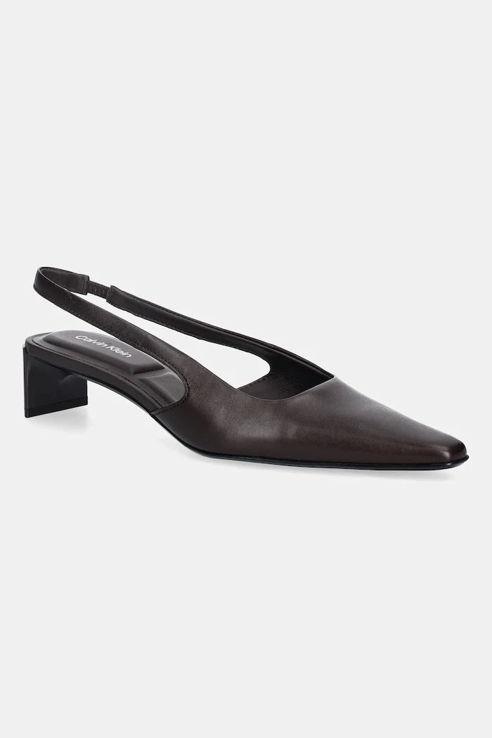 Кожени обувки с дебел ток Calvin Klein SET BACK HEEL PUMP SLINGBACK LTH