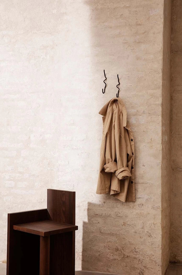 Закачалка за стена ferm LIVING Curvature Hook M
